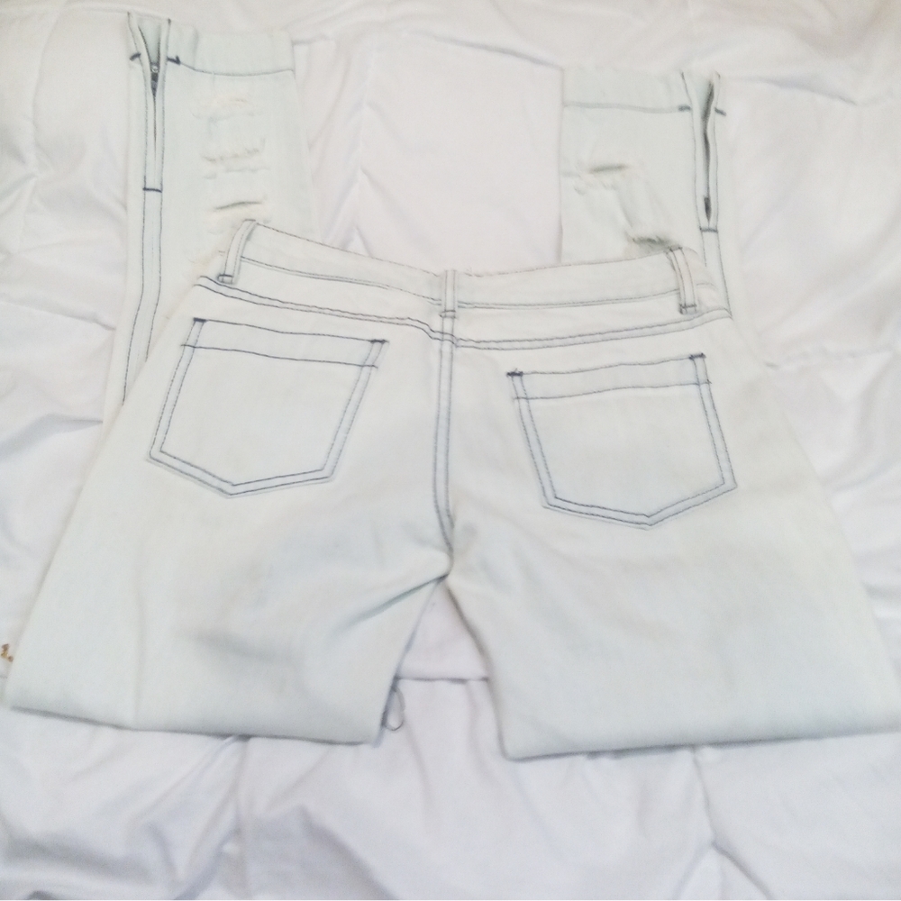 Carmar Ripped Chain Jeans - Picture 3 of 6